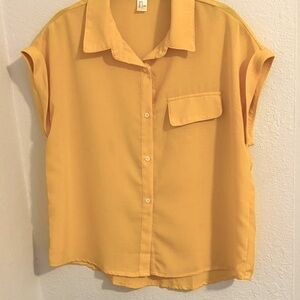 Short Sleeved Lovely Yellow Button-Up Top